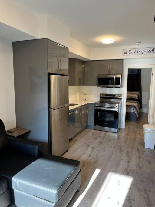 Lovely One Bedroom With Free Parking * Niagara Falls